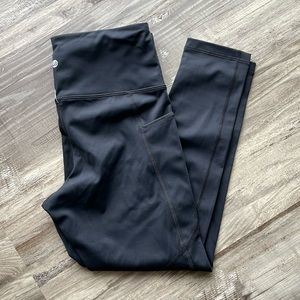 NWT CRZ Yoga Capri Leggings